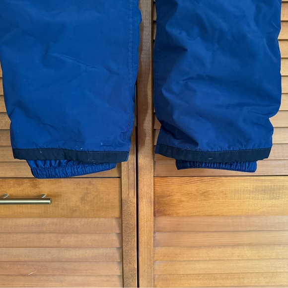 Burton Boys Barnstorm Ski/Snowboard Insulated Pant in Dress Blue - Size Medium - Picture 9 of 10